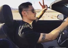 8 余文(wén)乐ideas | mens tshirts, hairstlyes, mens fashion